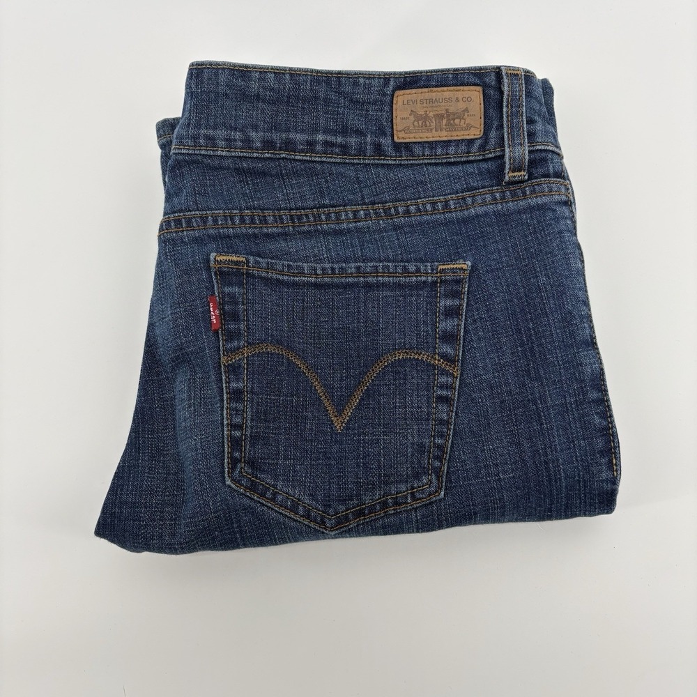 Levi's 526 Jeans Women's Sz 10‎ Medium Blue Slender Boot Cut Denim